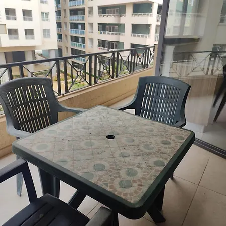 4 Double Bedroom With Terrace In The Centre Of