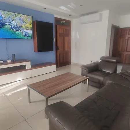 4 Double Bedroom With Terrace In The Centre Of Apartment Sliema