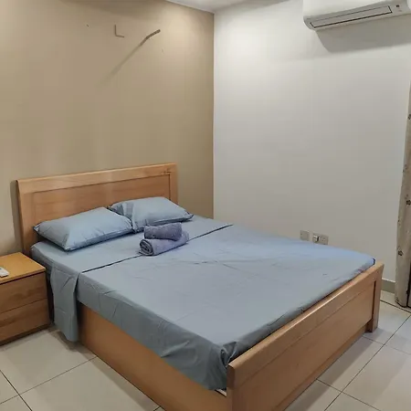 4 Double Bedroom With Terrace In The Centre Of Apartment Sliema